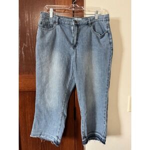 Coldwater Creek Womens Light Wash Denim Capri Jeans Frayed Hem Petite 14P